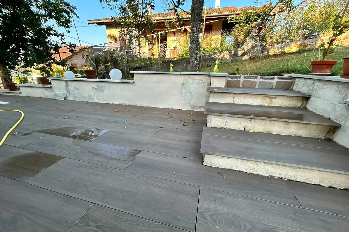 Terrasse carrelée oye et pallet — avant travaux
